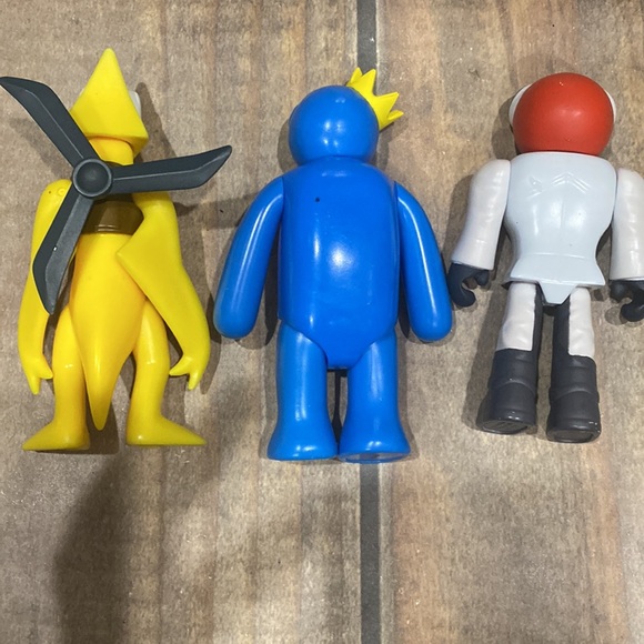 Rainbow Friends Figurines Blue, Red and Yellow - Picture 3 of 12